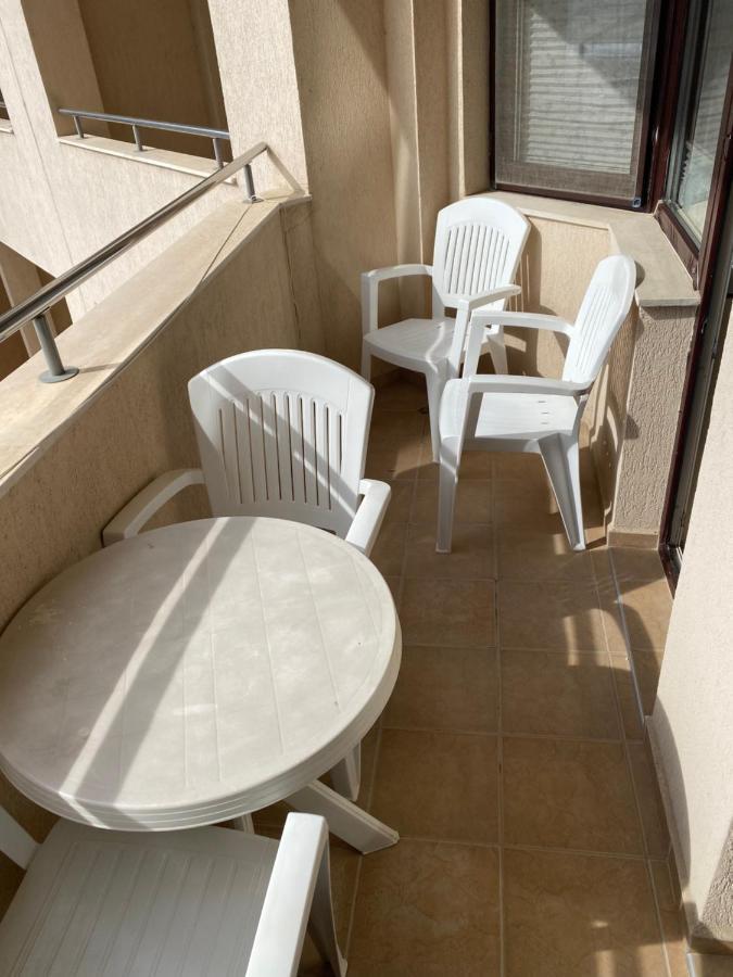 First Line Apartment At Obzor Ngoại thất bức ảnh